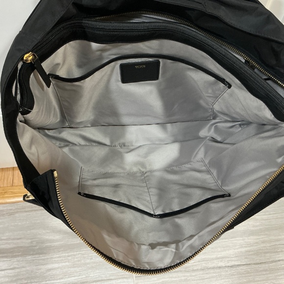 Tumi Sheryl Large NylonTote (Business Bag, Computer) - Picture 5 of 8